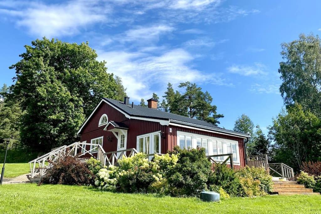 Villa Persas Kristinehamn Exteriör bild