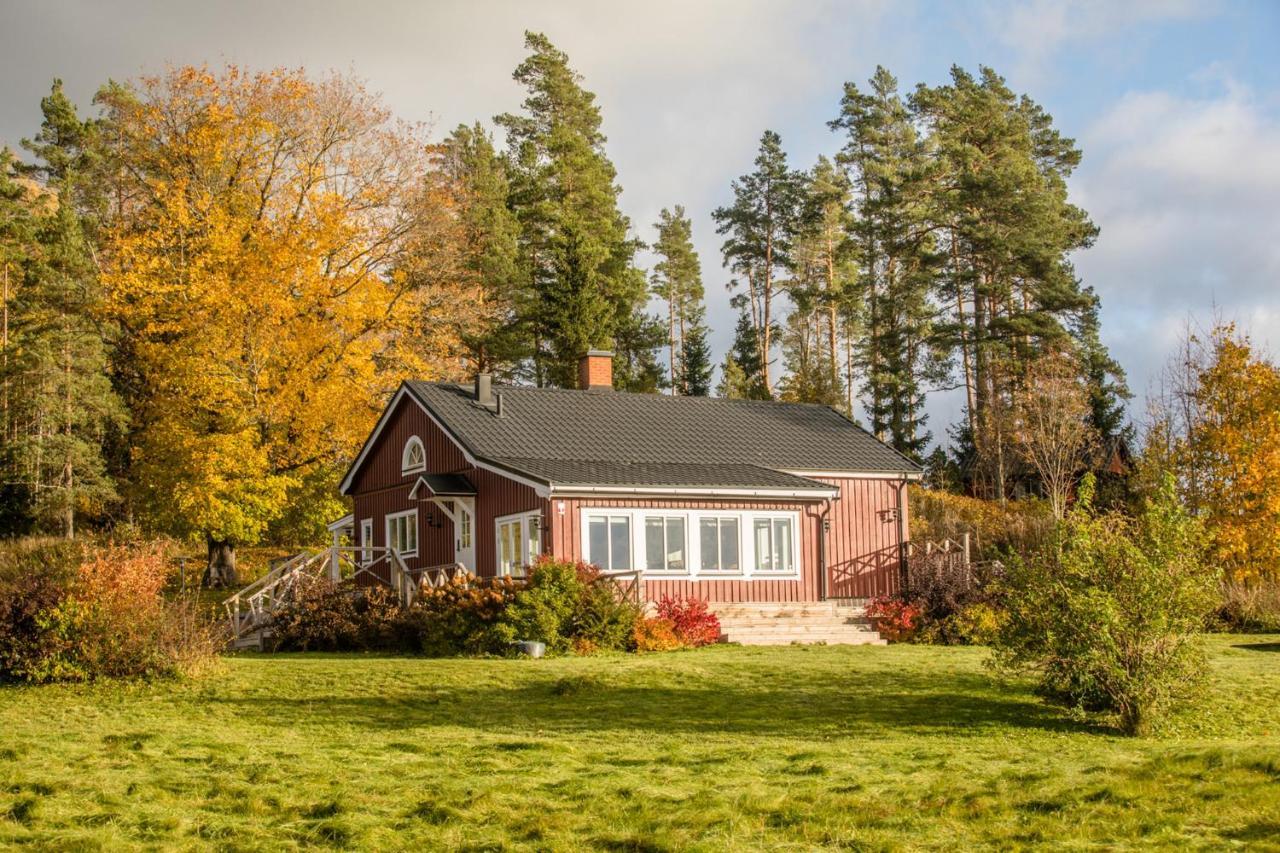 Villa Persas Kristinehamn Exteriör bild